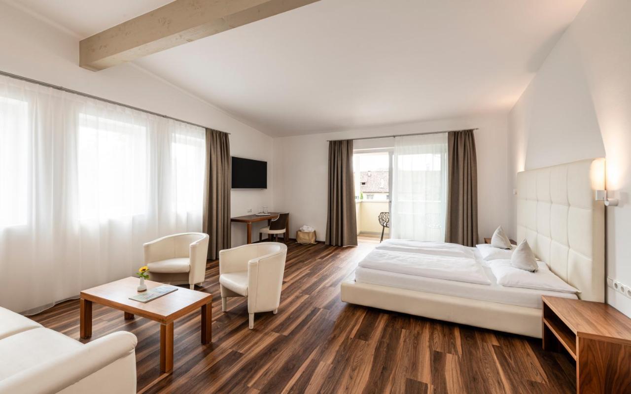 Hotel Mandelhof ***S Eppan an der Weinstraße Buitenkant foto