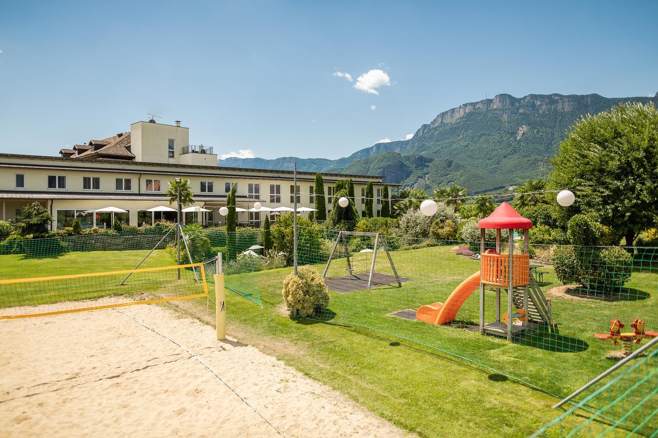Hotel Mandelhof ***S Eppan an der Weinstraße Buitenkant foto
